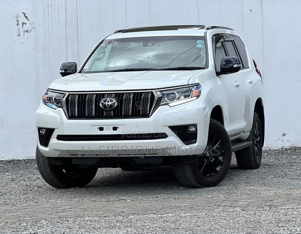 Toyota Land Cruiser Prado 2.7 2020 Pearl