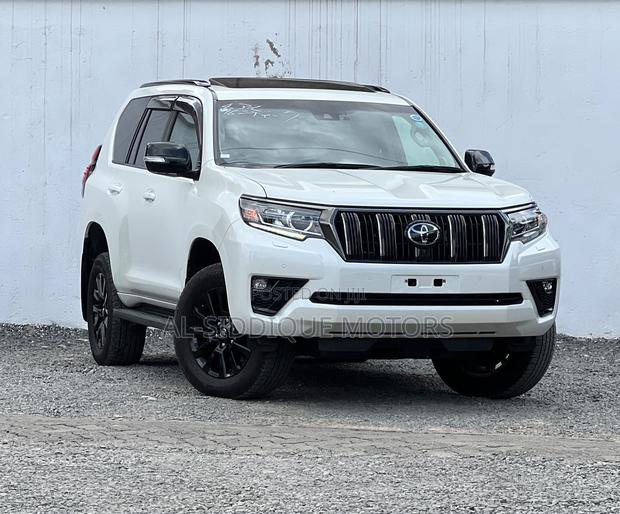 Toyota Land Cruiser Prado 2.7 2020 Pearl