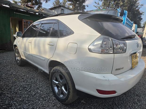 Toyota Harrier 3.5 V6 2007 White