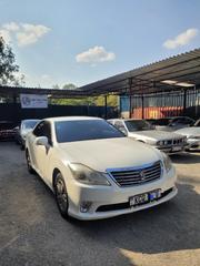 Toyota Crown 2011 Pearl for sale