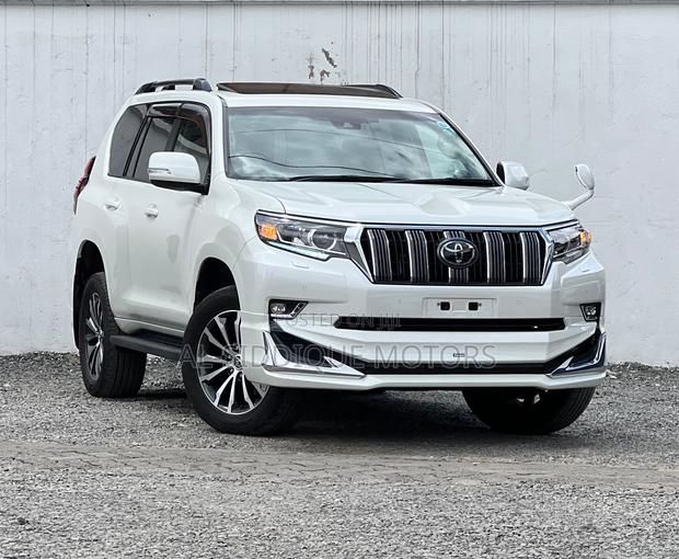 Toyota Land Cruiser Prado 2.7 2021 Pearl