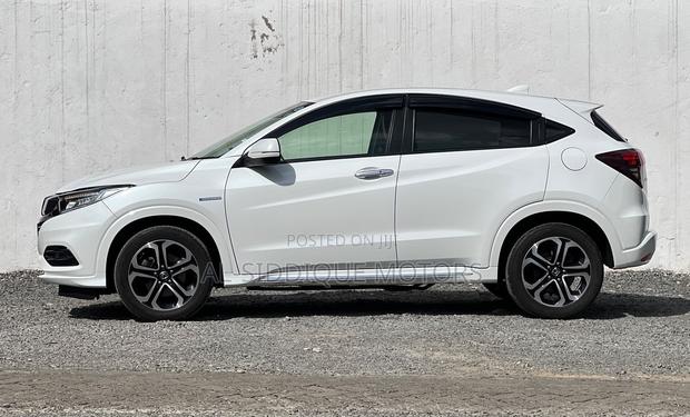 Honda Vezel 1.5 Hybrid 2WD 2019 White