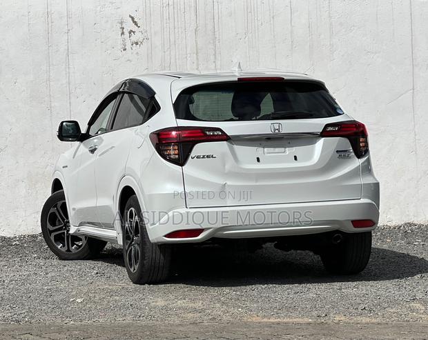Honda Vezel 1.5 Hybrid 2WD 2019 White