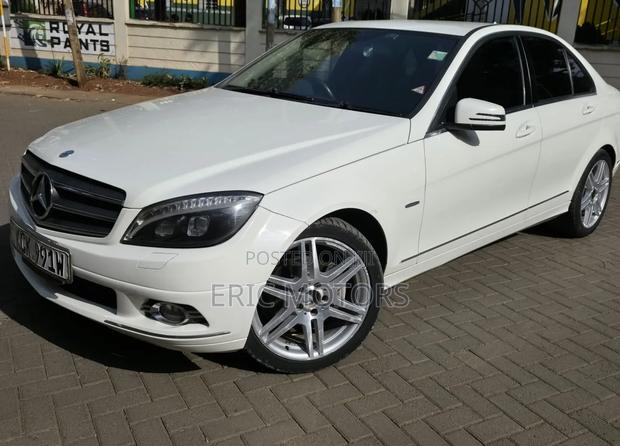 Mercedes-Benz C200 2010 White