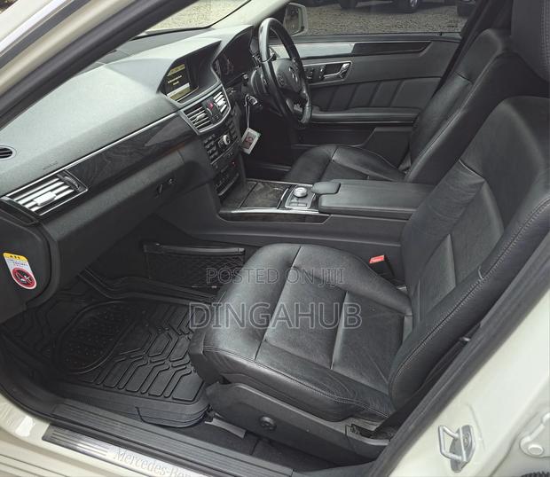 Mercedes-Benz E300 2009 White