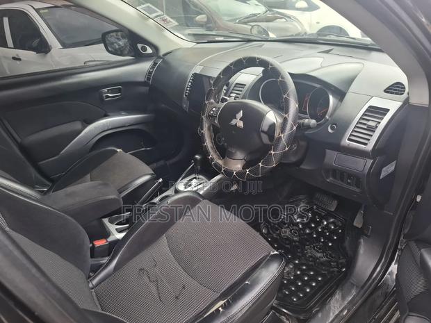 Mitsubishi Outlander 2009 Black