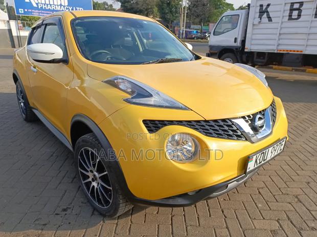 Nissan Juke 2018 Yellow