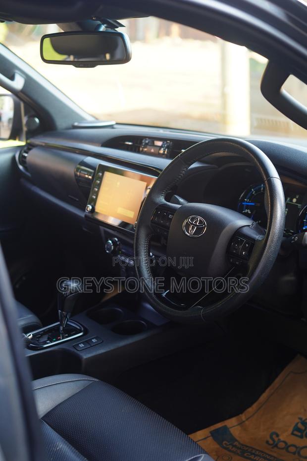 Toyota Hilux 2.8 Diesel 2020 Gray
