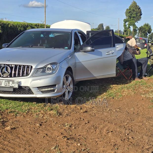 Mercedes-Benz C250 2012 Silver