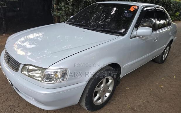 Toyota Corolla 1998 Silver