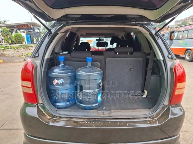 Toyota Wish 2006 Blue