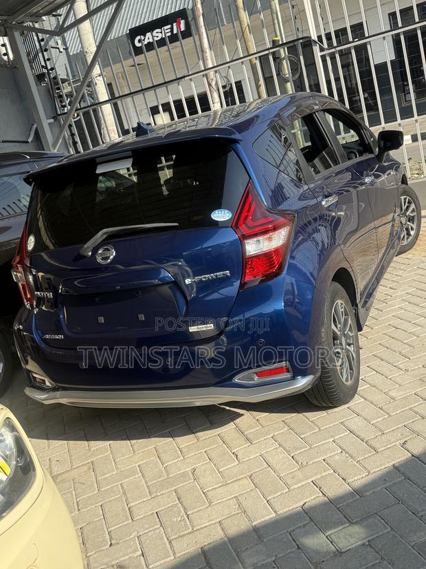 Nissan Note 1.2 Hybrid 2019 Blue