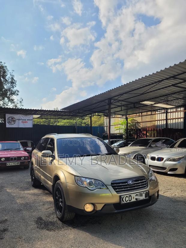 Subaru Outback 2.5 2008 Brown