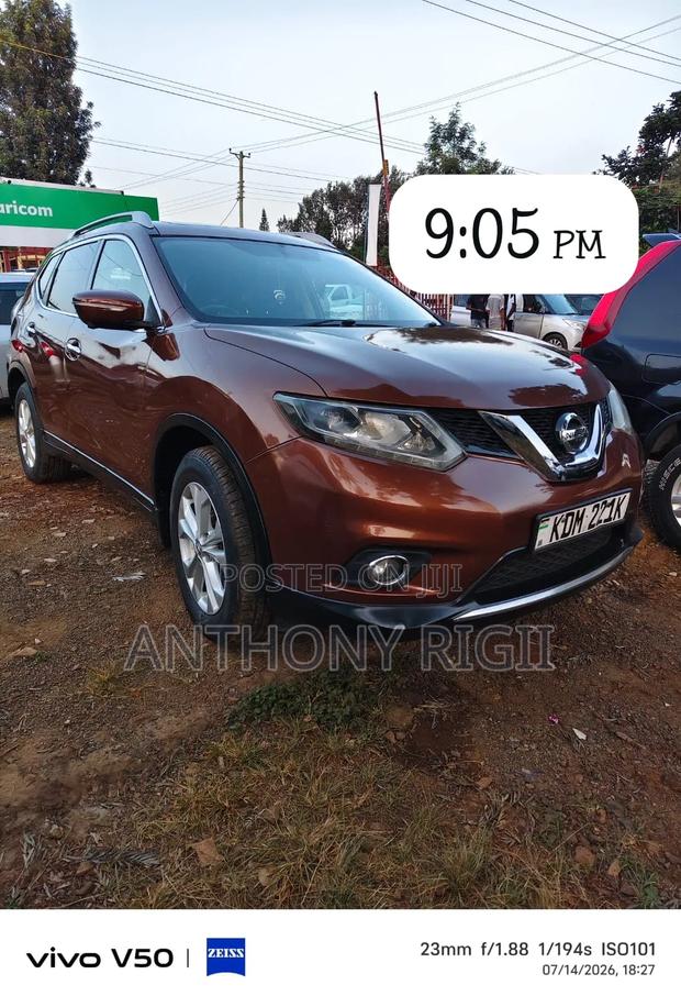 Nissan X-Trail 2.0 Petrol FWD 2016 Orange
