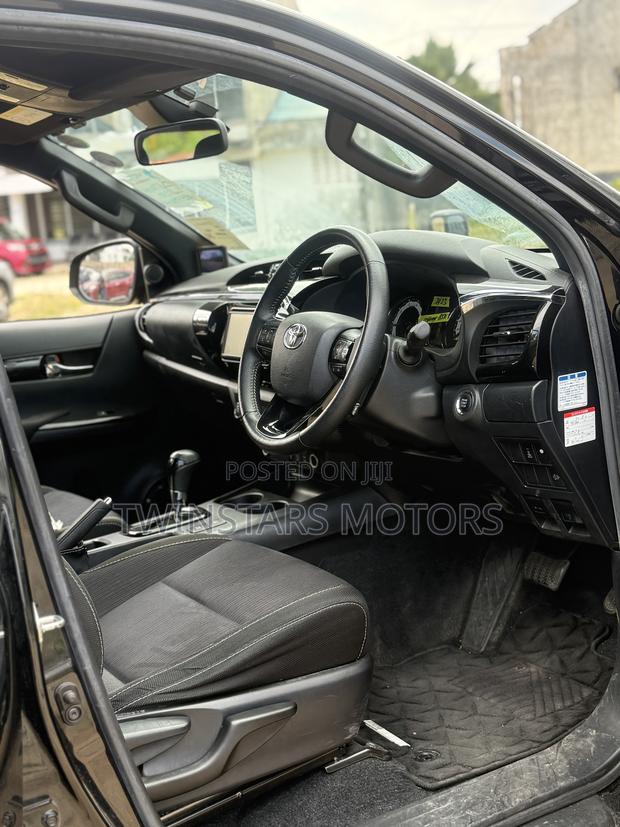 Toyota Hilux Revo Double Cab Deisel 2.4 AWD 2020 Black