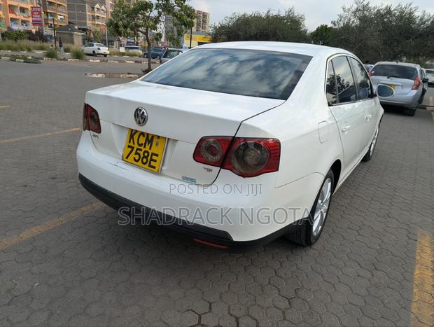 Volkswagen Jetta 2010 White