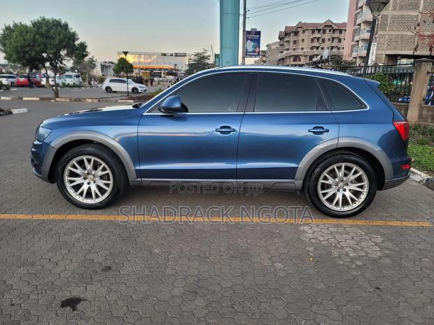 Audi Q5 2009 Blue