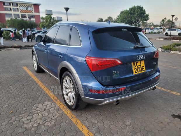 Audi Q5 2009 Blue