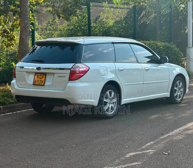 Subaru Legacy 2008 White