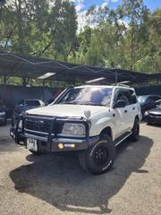 Toyota Land Cruiser 2002 White for sale