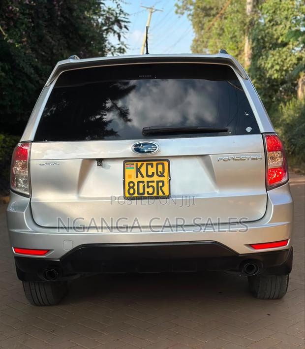 Subaru Forester 2011 Silver
