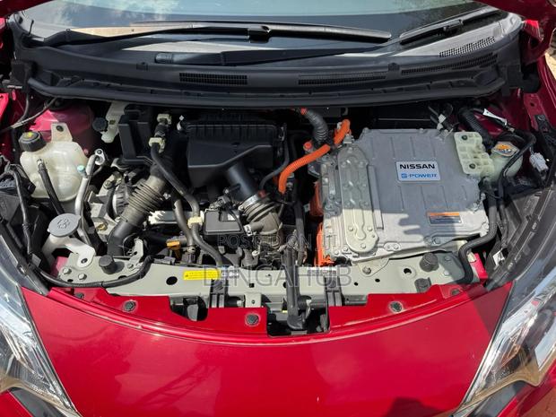 Nissan Note 1.2 Hybrid NISMO 2019 Red