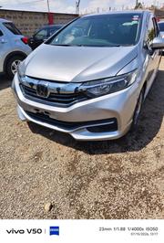 Honda Fit Shuttle 1.5 Hybrid 2WD 2020 Silver for sale