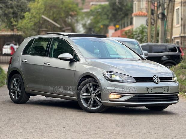 Volkswagen Golf 2019 Silver