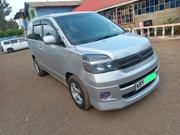 Toyota Noah 2005 Silver for sale