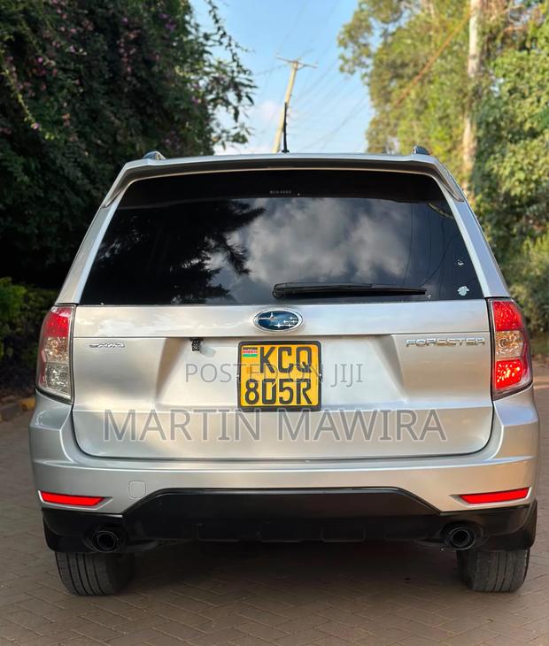 Subaru Forester 2011 Silver