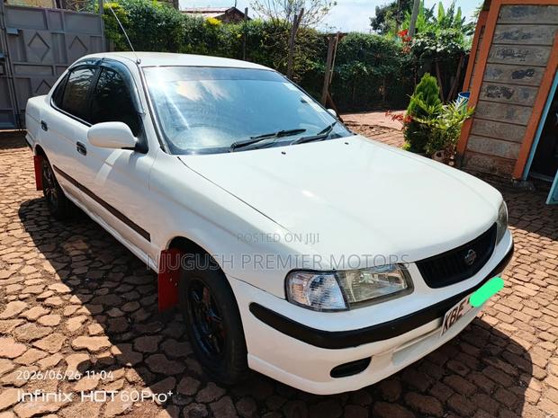 Nissan Sunny 2002 White