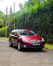 Subaru Outback 2.5i Limited 2010 Maroon for sale