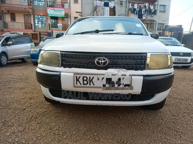 Toyota Probox 2005 White