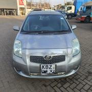 Toyota Vitz 2006 Silver for sale
