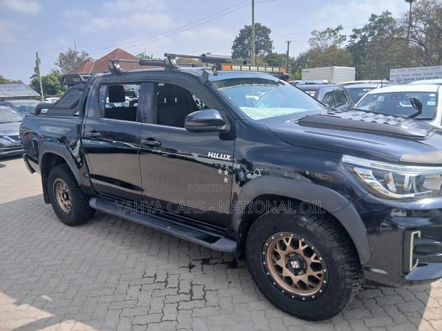 Toyota Hilux 2019 Black