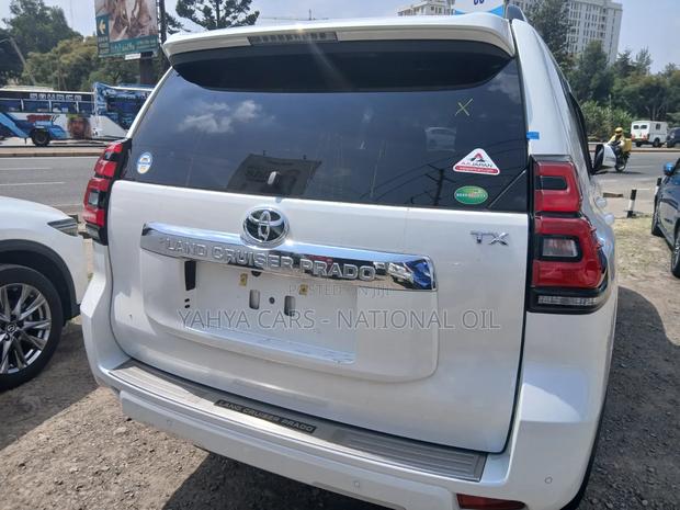 Toyota Land Cruiser 2020 White