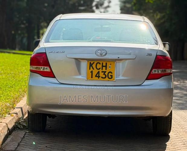 Toyota Axio 2009 Silver