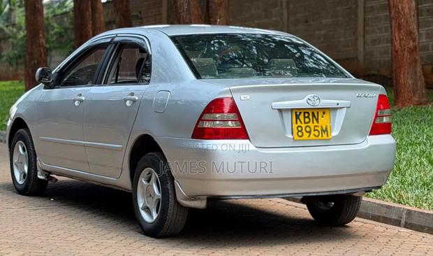 Toyota Corolla 2002 Silver