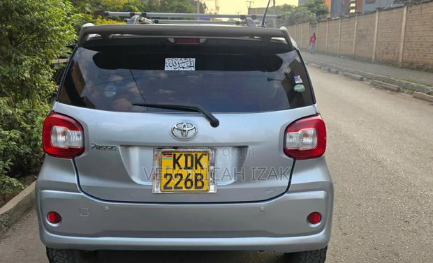 Toyota Passo 2016 Silver