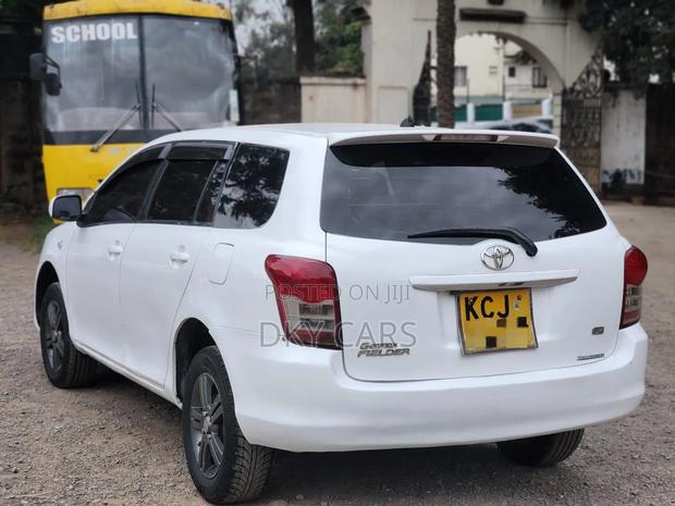 Toyota Corolla Fielder 2010 White