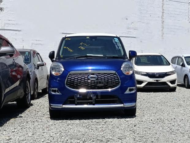 Daihatsu Cast 2019 Blue