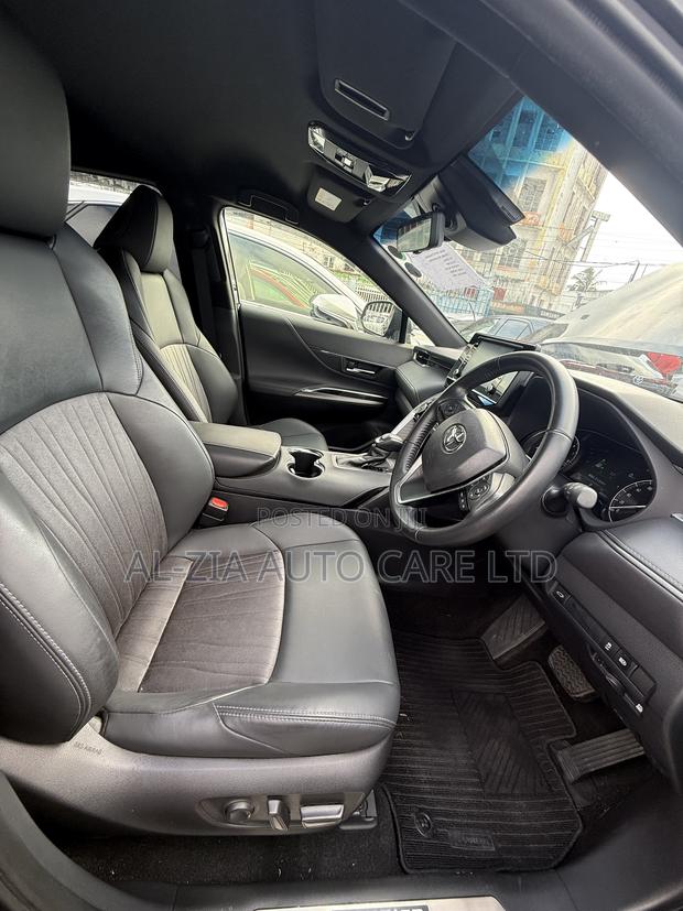 Toyota Harrier 2021 Black
