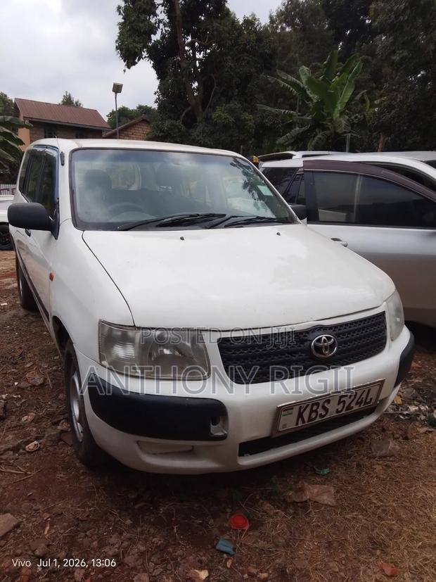 Toyota Succeed 2005 White