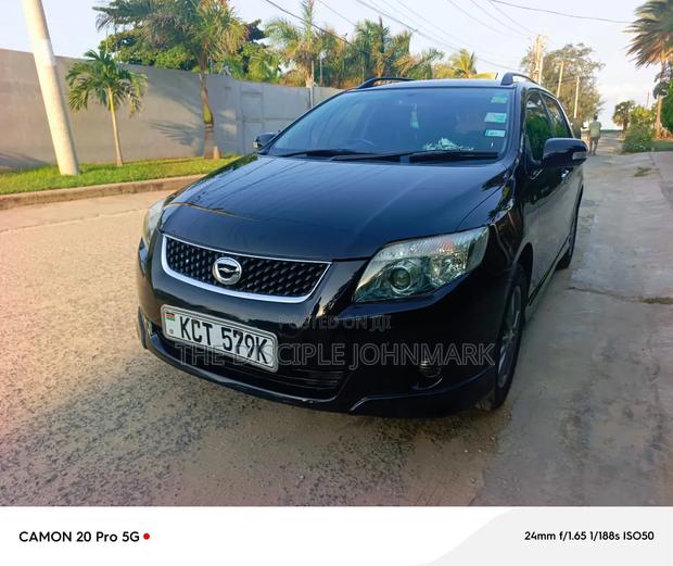 Toyota Corolla Fielder 2011 Black