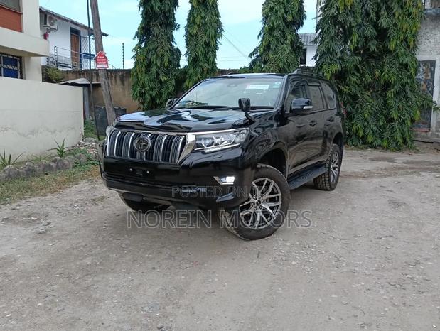Toyota Land Cruiser Prado 2021 Matt Black