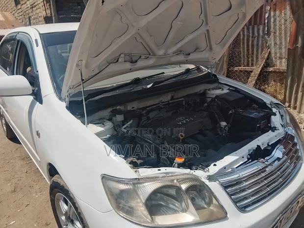 Toyota Corolla 2006 White