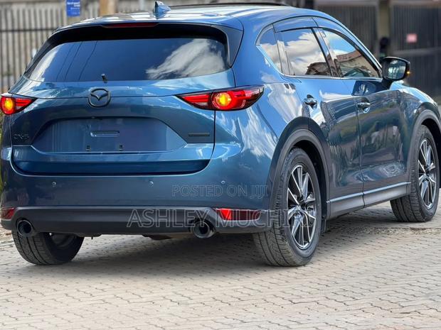 Mazda CX-5 2019 Blue