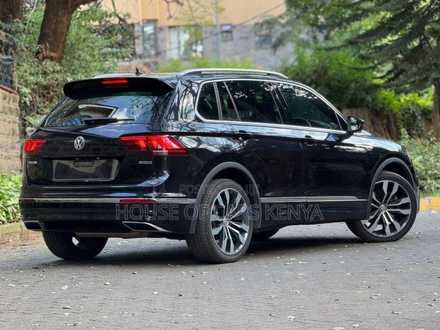 Volkswagen Tiguan 2019 Black