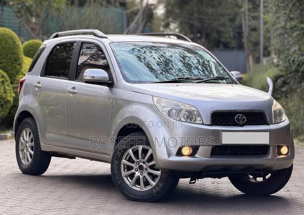 Toyota Rush 1.5 AWD 2007 Silver