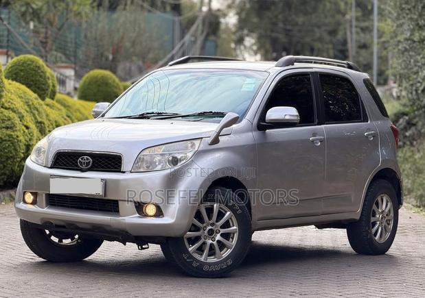 Toyota Rush 1.5 AWD 2007 Silver